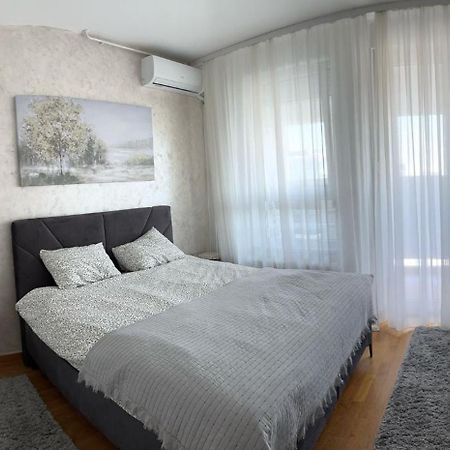 Manhattan Apartman Belvil Белград Экстерьер фото